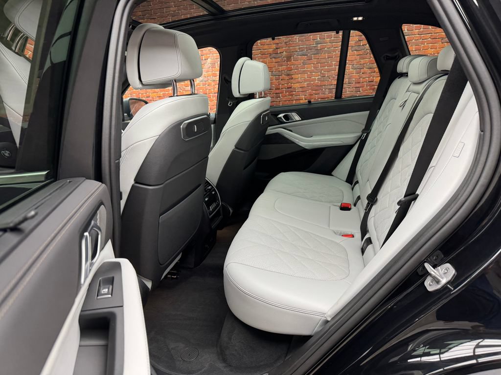 Used 2026 BMW X5 xDrive40i AWD/4WD image 24