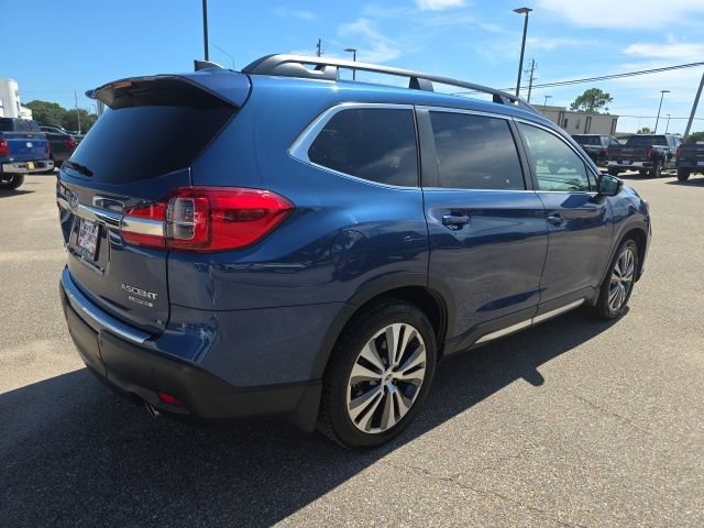 Used 2022 Subaru Ascent Limited w/ Technology Package AWD/4WD image 3