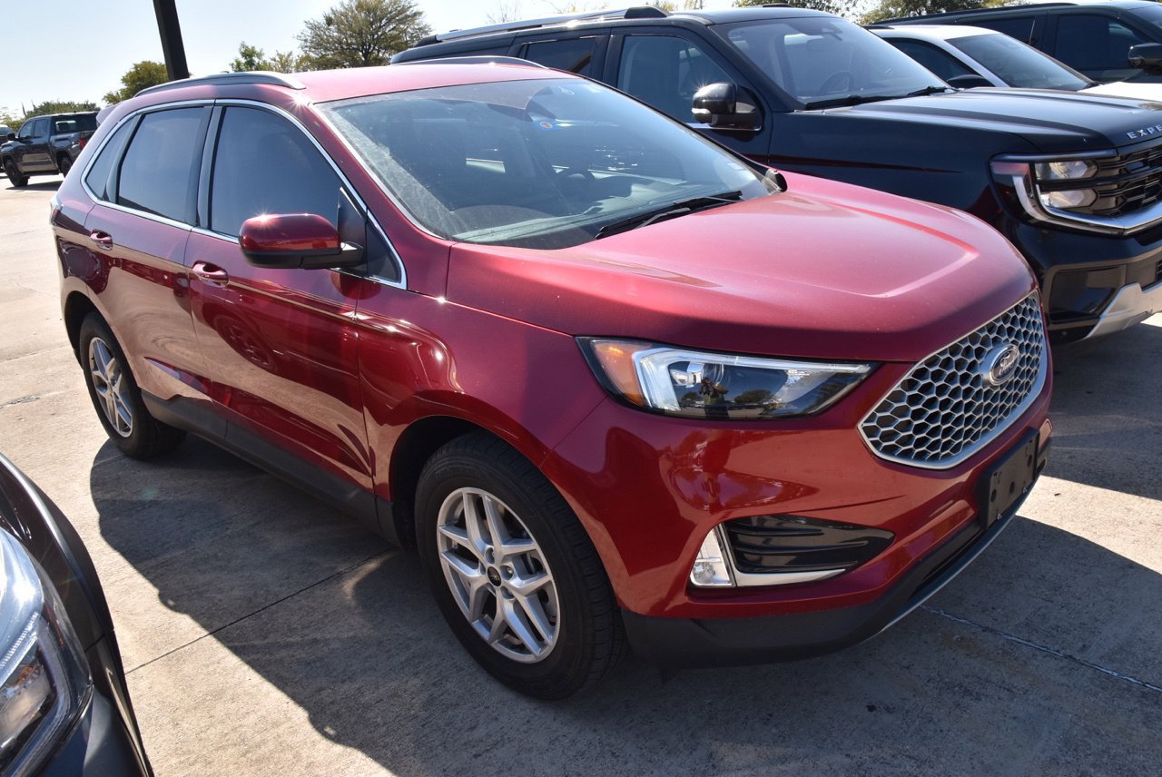 Certified 2023 Ford Edge SEL w/ Convenience Package AWD/4WD image 4