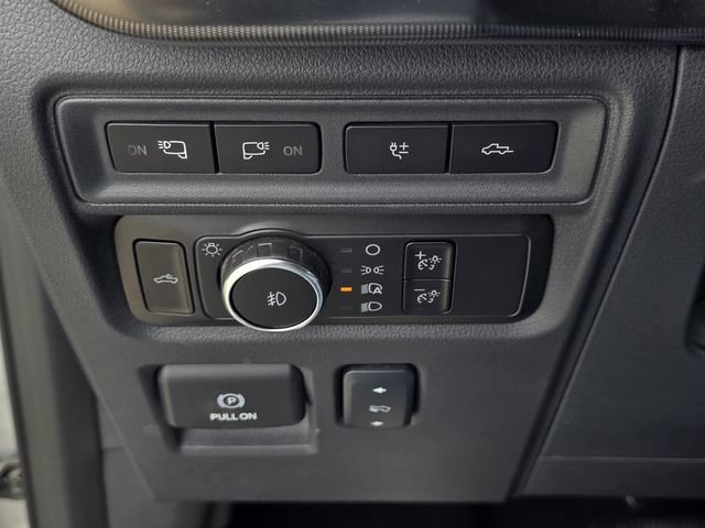 Certified 2024 Ford F150 Platinum w/ Equipment Group 702A High AWD/4WD image 19