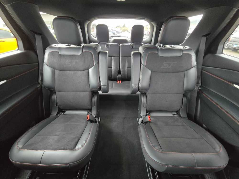 Certified 2026 Ford Explorer ST w/ Sun And Sound Package image 18