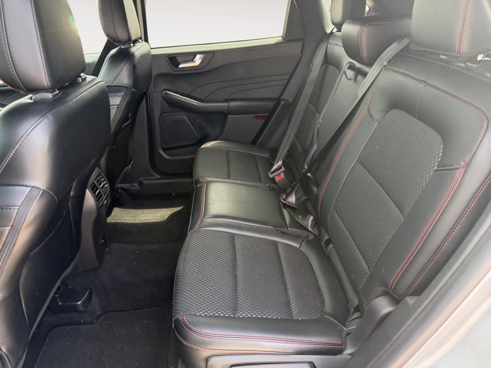 Certified 2024 Ford Escape ST-Line w/ Tech Pack #1 FWD image 13