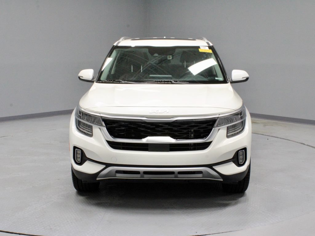 Used 2023 Kia Seltos SX w/ SX Sunroof Package AWD/4WD image 8