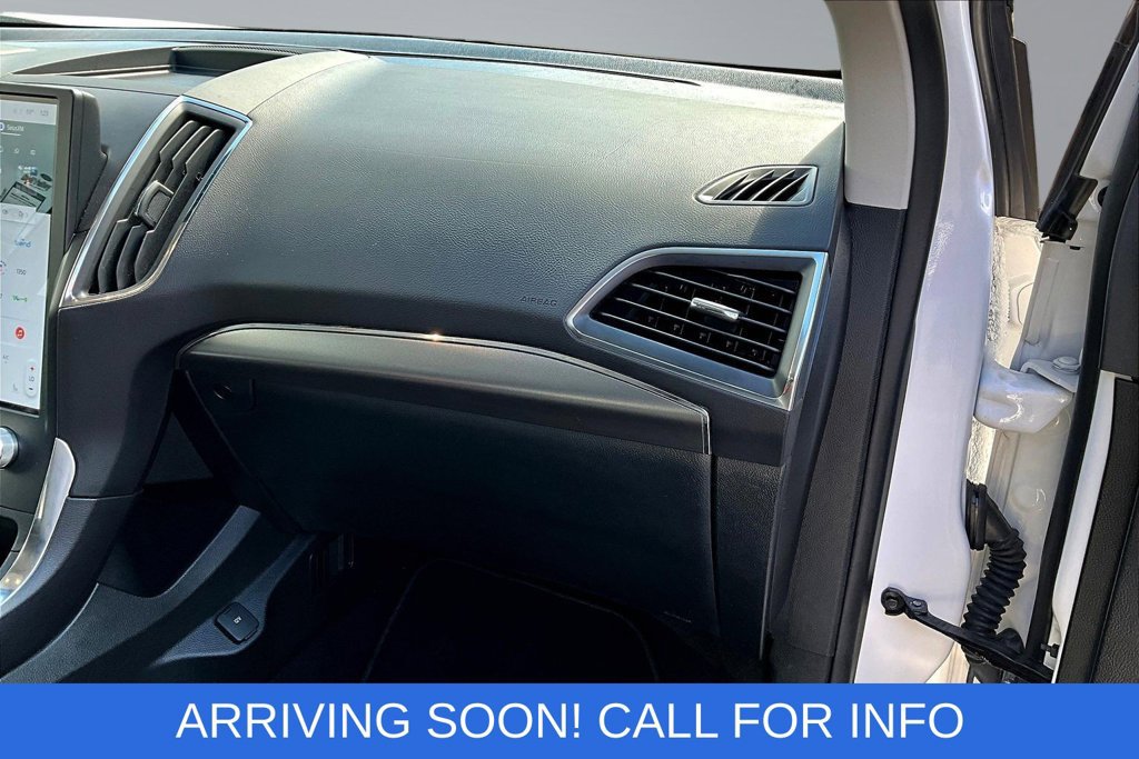 Certified 2024 Ford Edge Titanium w/ Equipment Group 301A AWD/4WD image 25