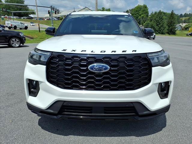 Certified 2025 Ford Explorer ST-Line w/ ST-Line Street Pack AWD/4WD image 7