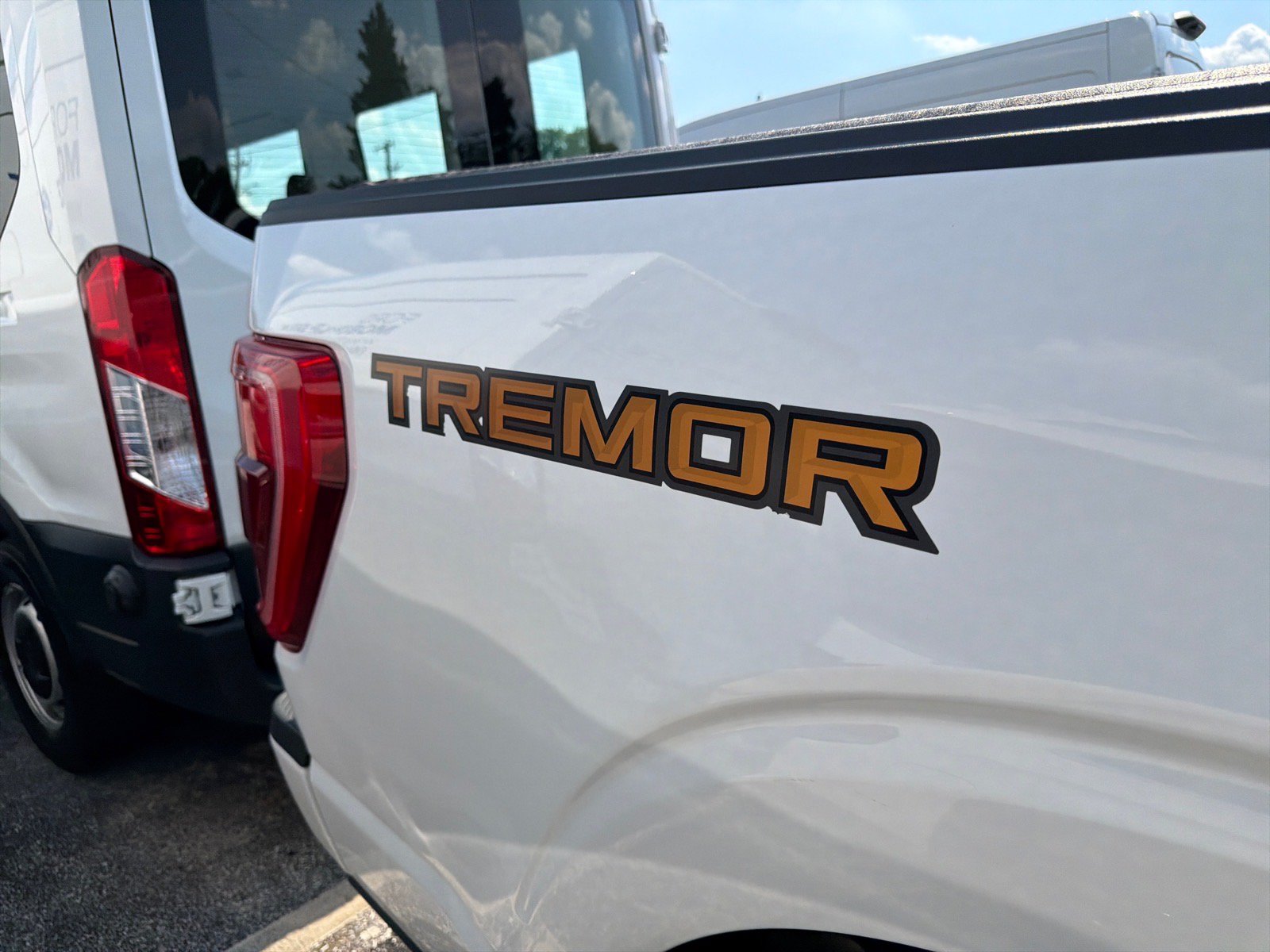 Certified 2022 Ford F150 Tremor w/ Equipment Group 401A Mid AWD/4WD image 7