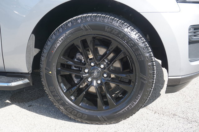 Certified 2023 Ford Expedition XLT RWD image 30