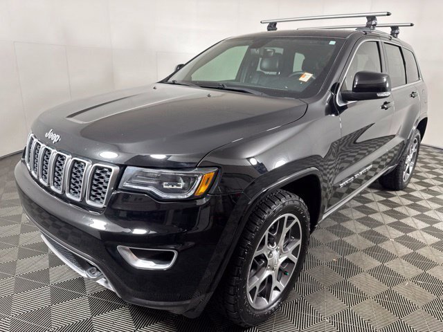 Used 2018 Jeep Grand Cherokee Limited AWD/4WD image 8