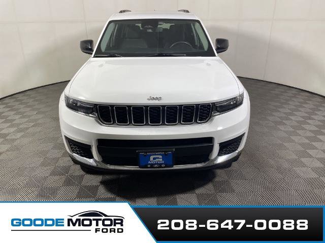 Used 2023 Jeep Grand Cherokee L Laredo image 3