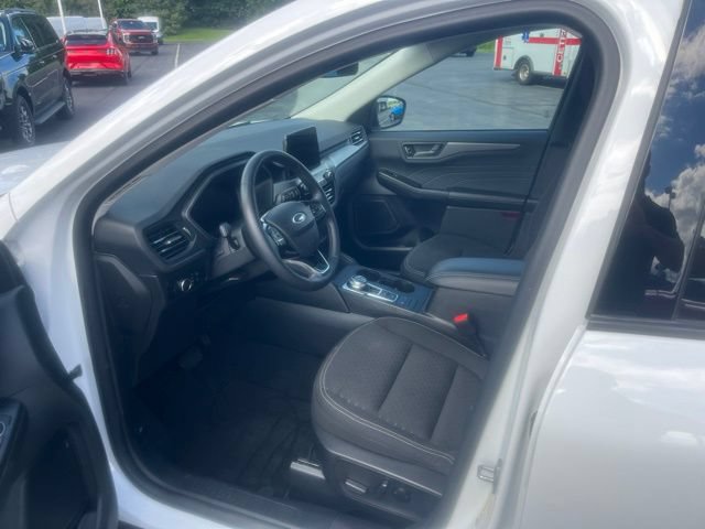 Certified 2023 Ford Escape Active AWD/4WD image 8