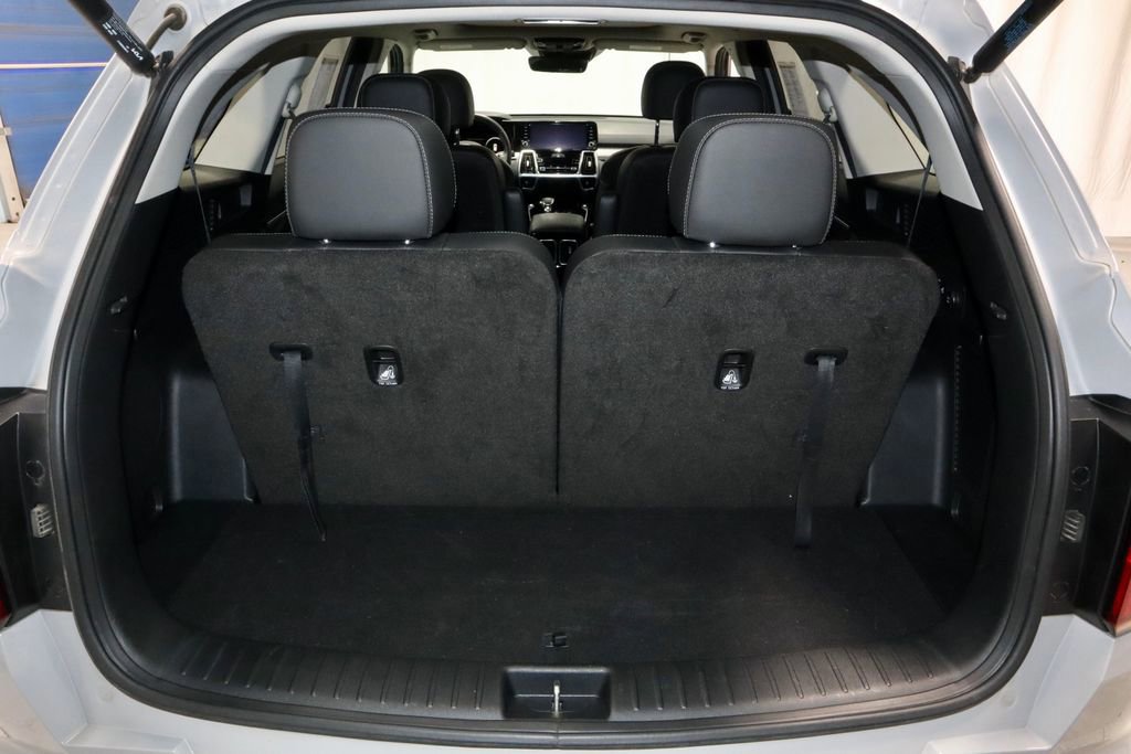Used 2023 Kia Sorento SX AWD/4WD image 15