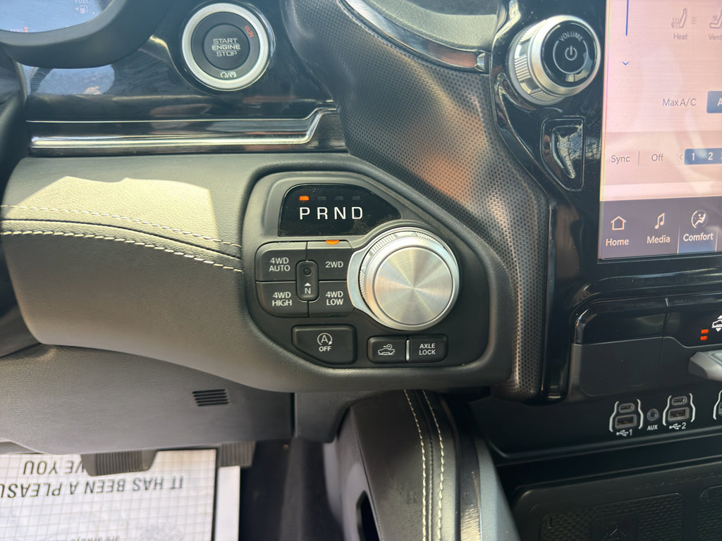 Used 2025 RAM 1500 Limited w/ Off Road Group AWD/4WD image 8