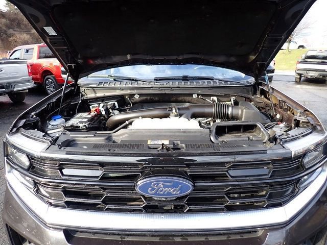 Certified 2025 Ford Expedition Max Platinum image 15