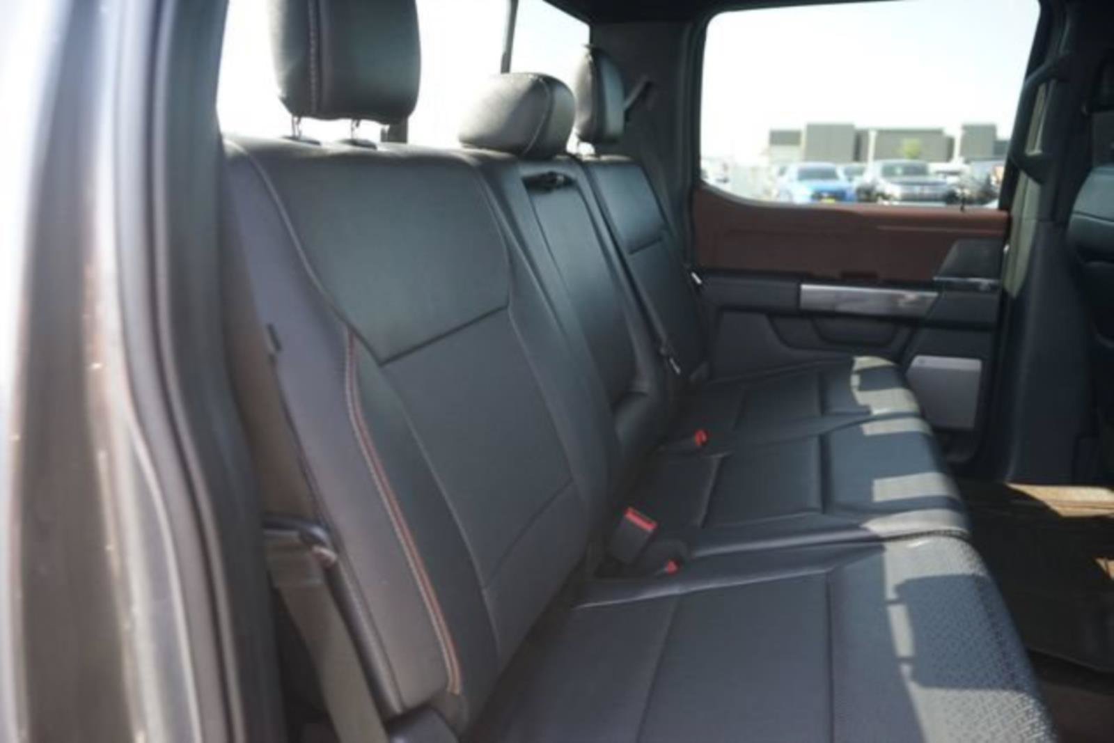 Certified 2022 Ford F150 Lariat w/ Max Trailer Tow Package AWD/4WD image 16