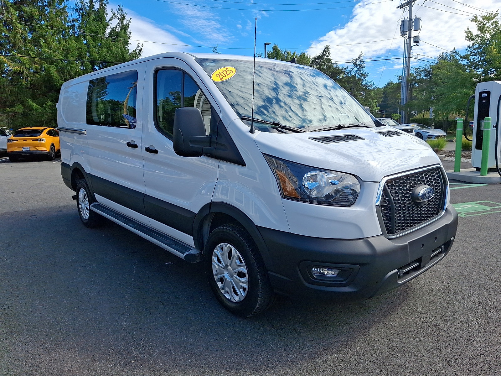 Certified 2025 Ford Transit 250 Low Roof w/ Exterior Upgrade Package RWD image 3
