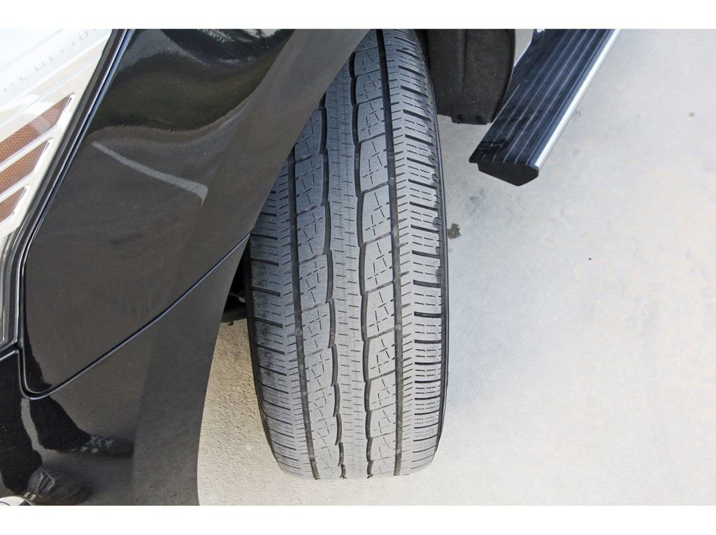 Certified 2024 Ford Expedition Max Limited image 28