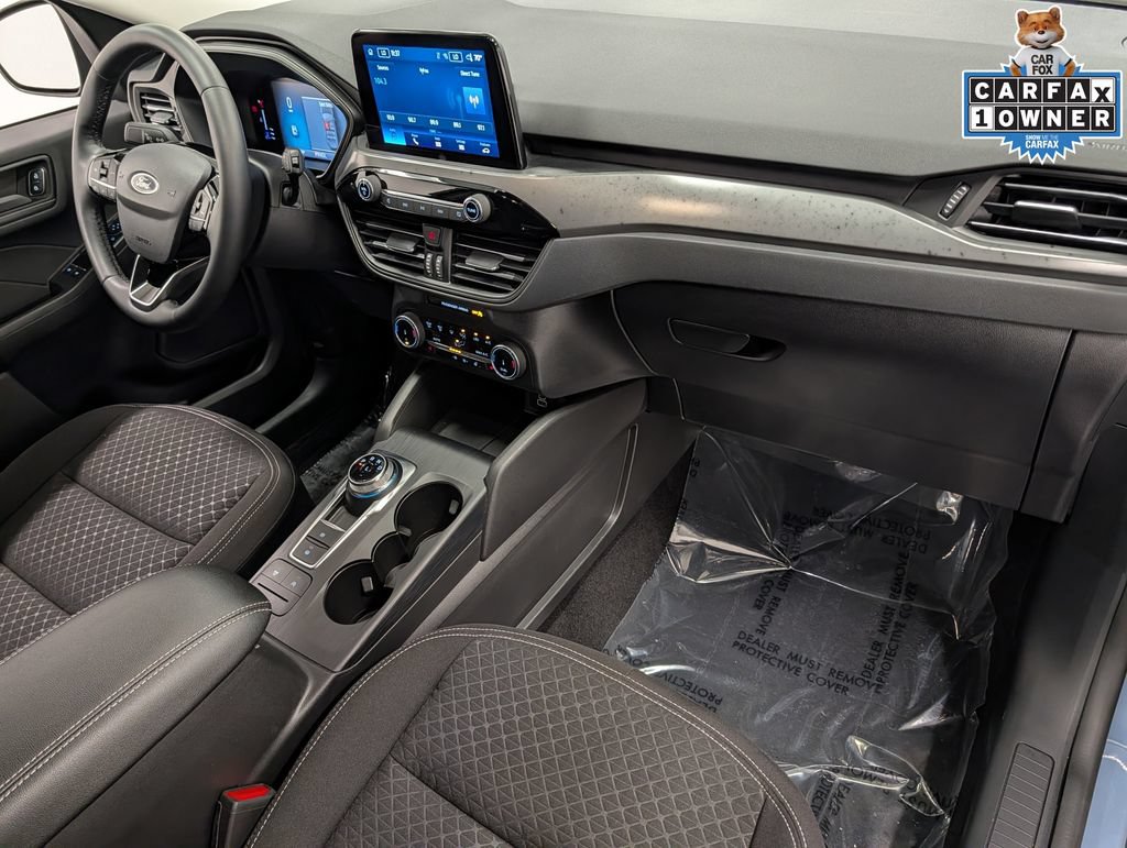 Certified 2024 Ford Escape Active AWD/4WD image 32