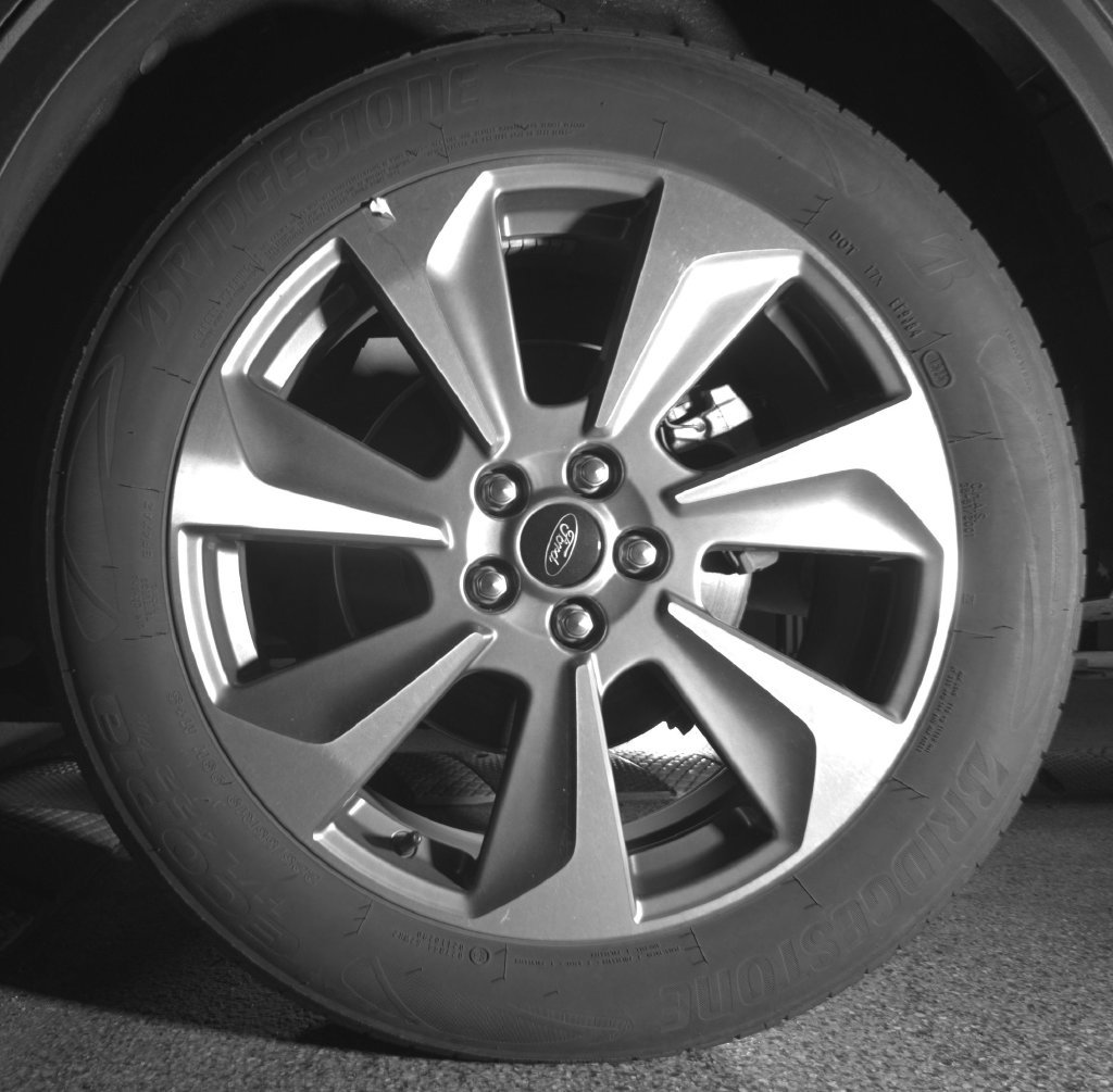 Certified 2025 Ford Escape Platinum AWD/4WD image 28