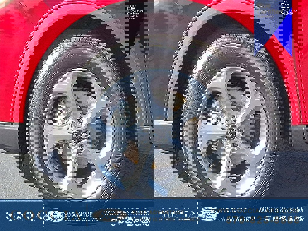 Certified 2025 Ford Escape ST-Line w/ Tech Pack #1 image 8