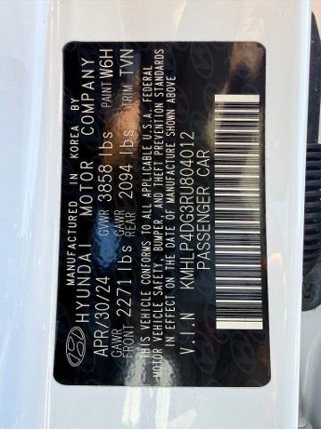 Used 2024 Hyundai Elantra Limited FWD image 24