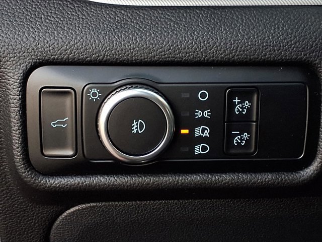 Certified 2023 Ford Explorer XLT w/ Equipment Group 202A image 22