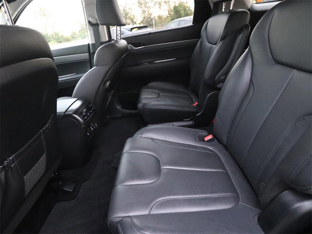 Used 2022 Hyundai Palisade SEL w/ Premium Package image 13
