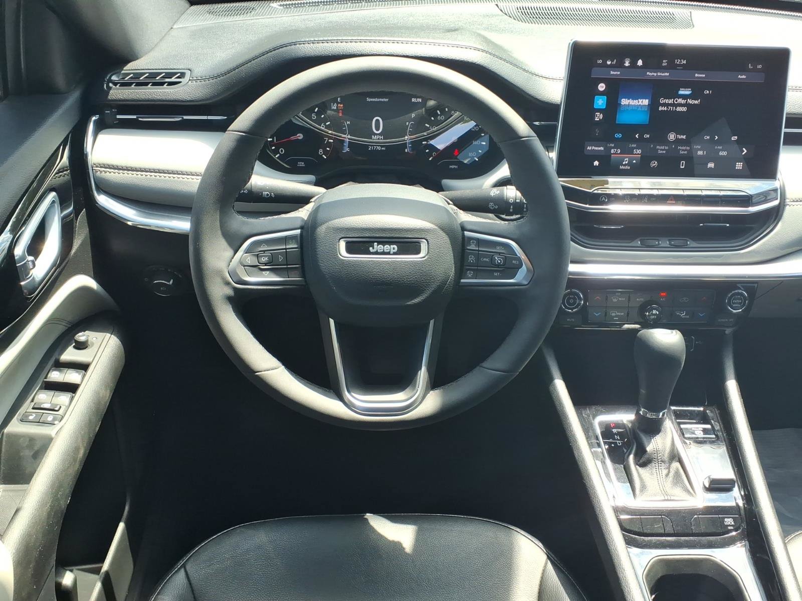 Used 2023 Jeep Compass Limited AWD/4WD image 5