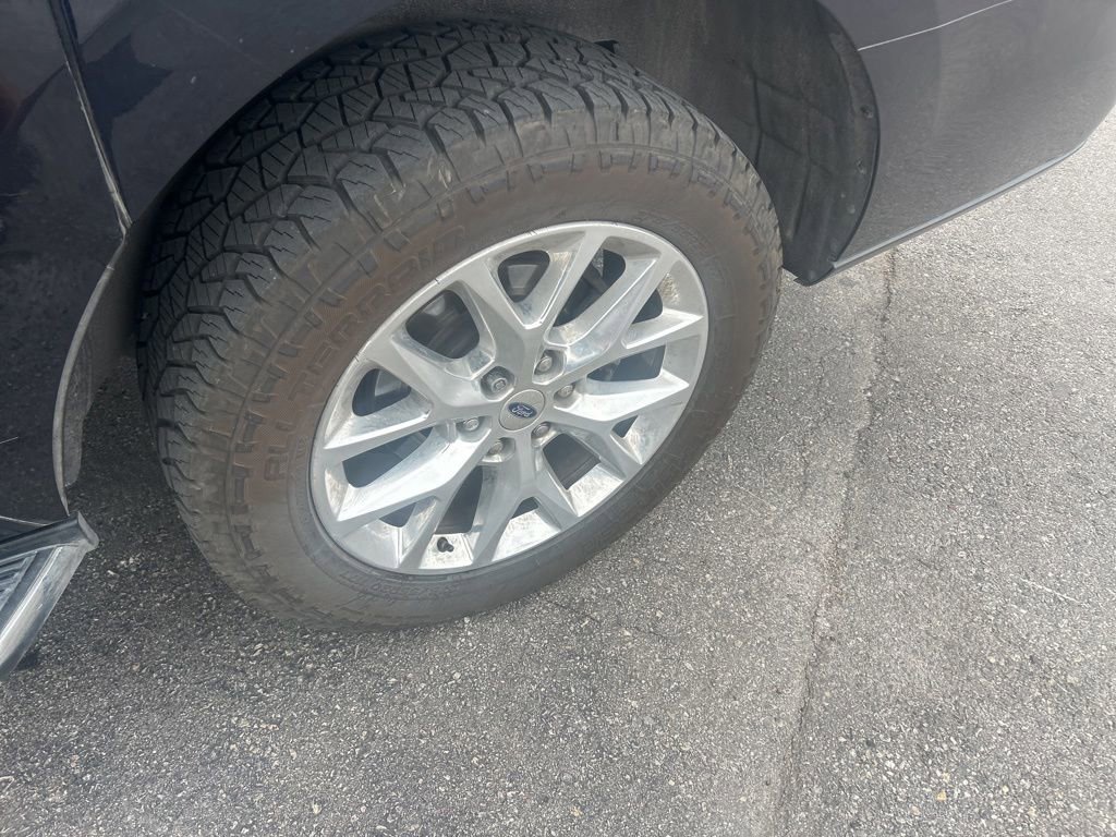 Certified 2021 Ford Expedition Max XLT RWD image 7