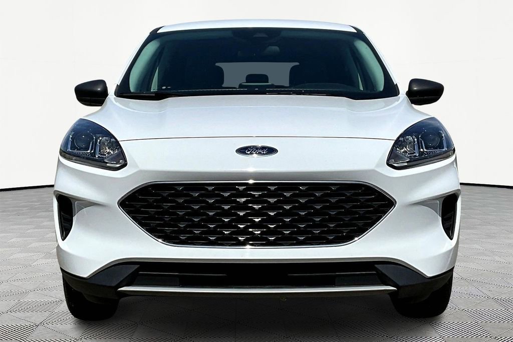 Certified 2022 Ford Escape SE w/ Convenience Package AWD/4WD image 3