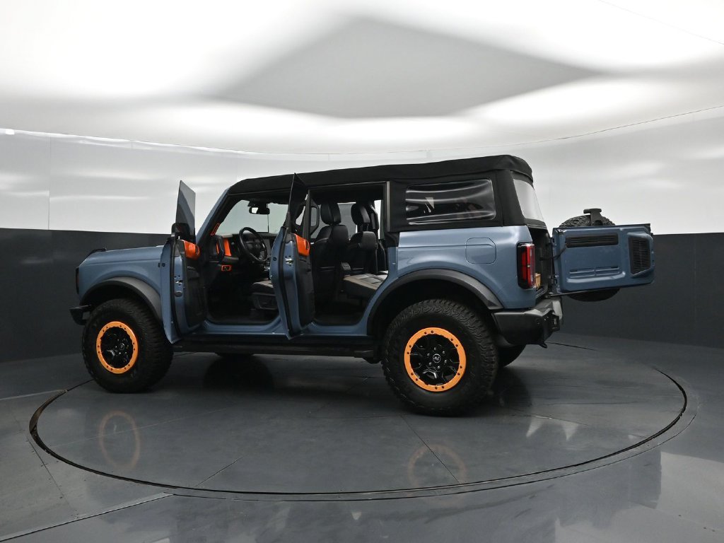 Certified 2024 Ford Bronco Wildtrak AWD/4WD image 34