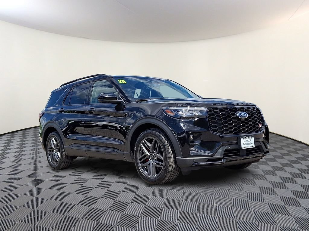 Certified 2025 Ford Explorer ST w/ Sun And Sound Package AWD/4WD video 1