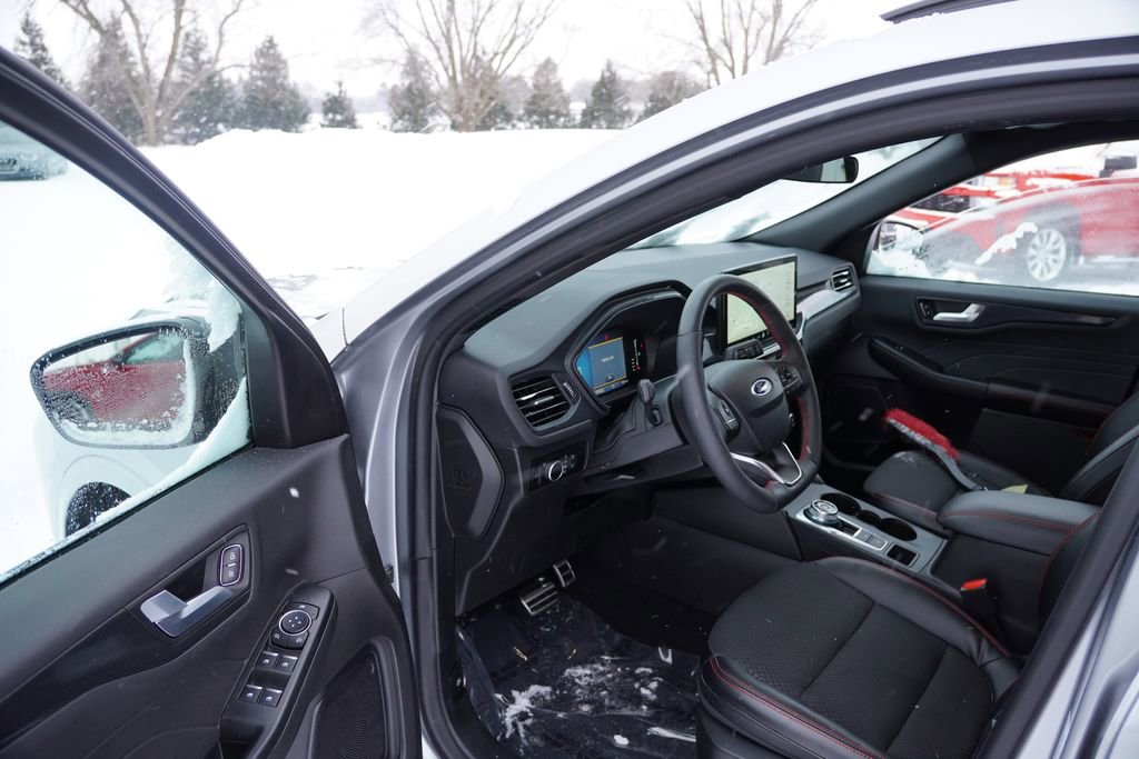 Certified 2023 Ford Escape ST-Line w/ Tech Pack #1 image 15