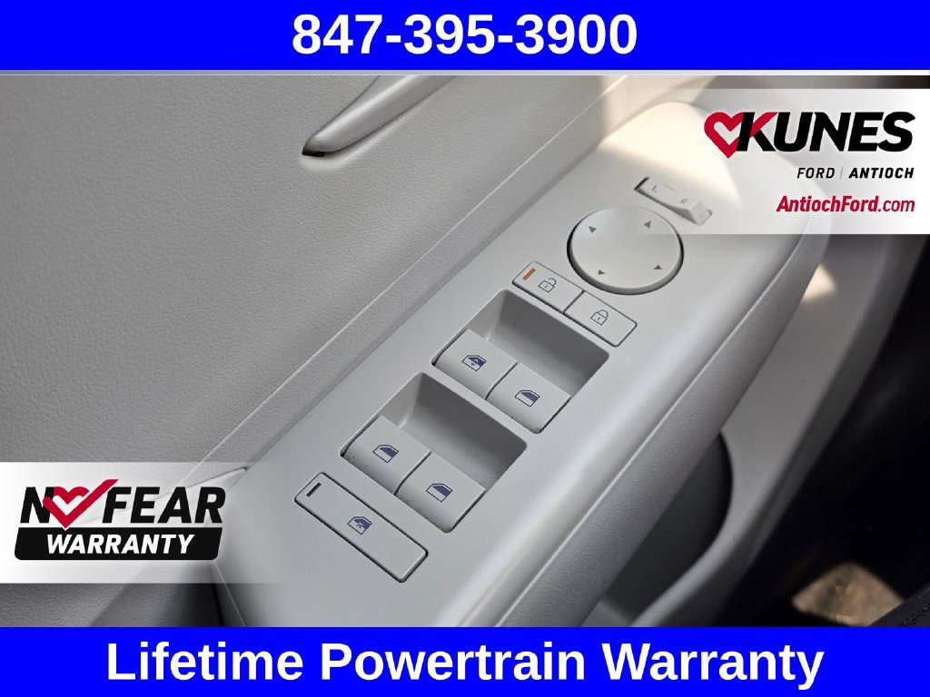 Used 2024 Hyundai Kona SEL AWD/4WD image 43