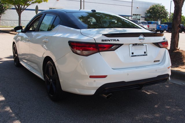 Used 2022 Nissan Sentra SR w/ Midnight Edition FWD image 5
