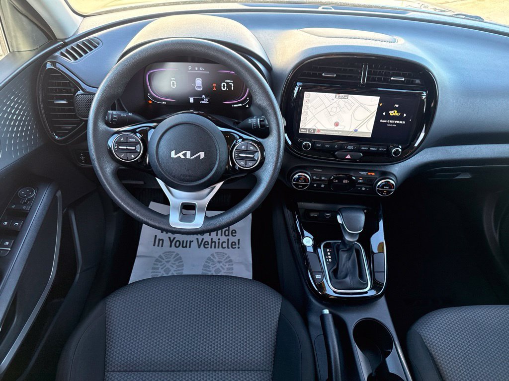 Used 2023 Kia Soul S FWD image 20