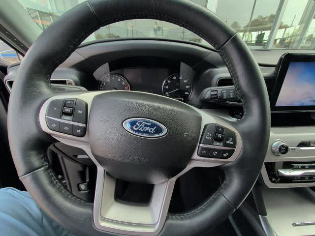 Certified 2023 Ford Explorer XLT w/ Equipment Group 202A image 16