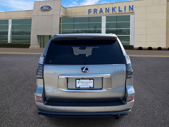 Used 2023 Lexus GX 460 Premium w/ Accessory Package AWD/4WD image 6