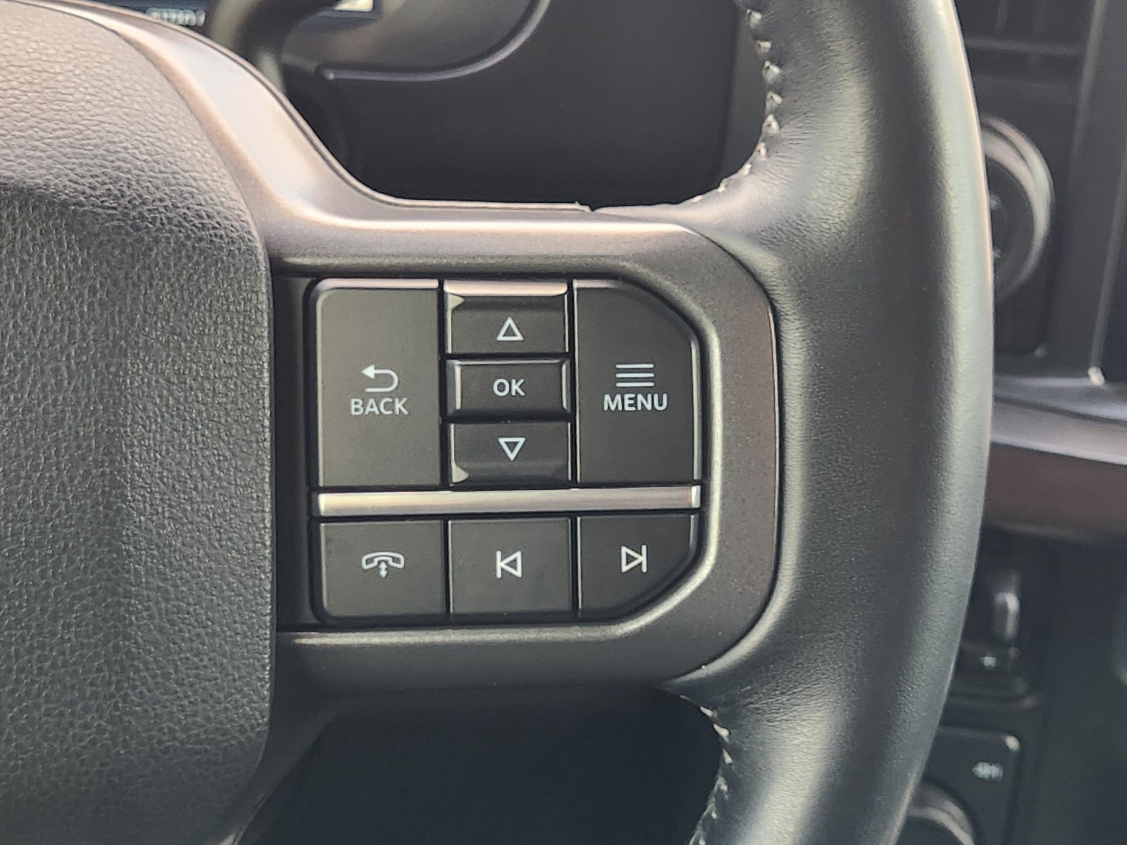 Certified 2024 Ford F350 Lariat w/ Lariat Ultimate Package AWD/4WD image 33