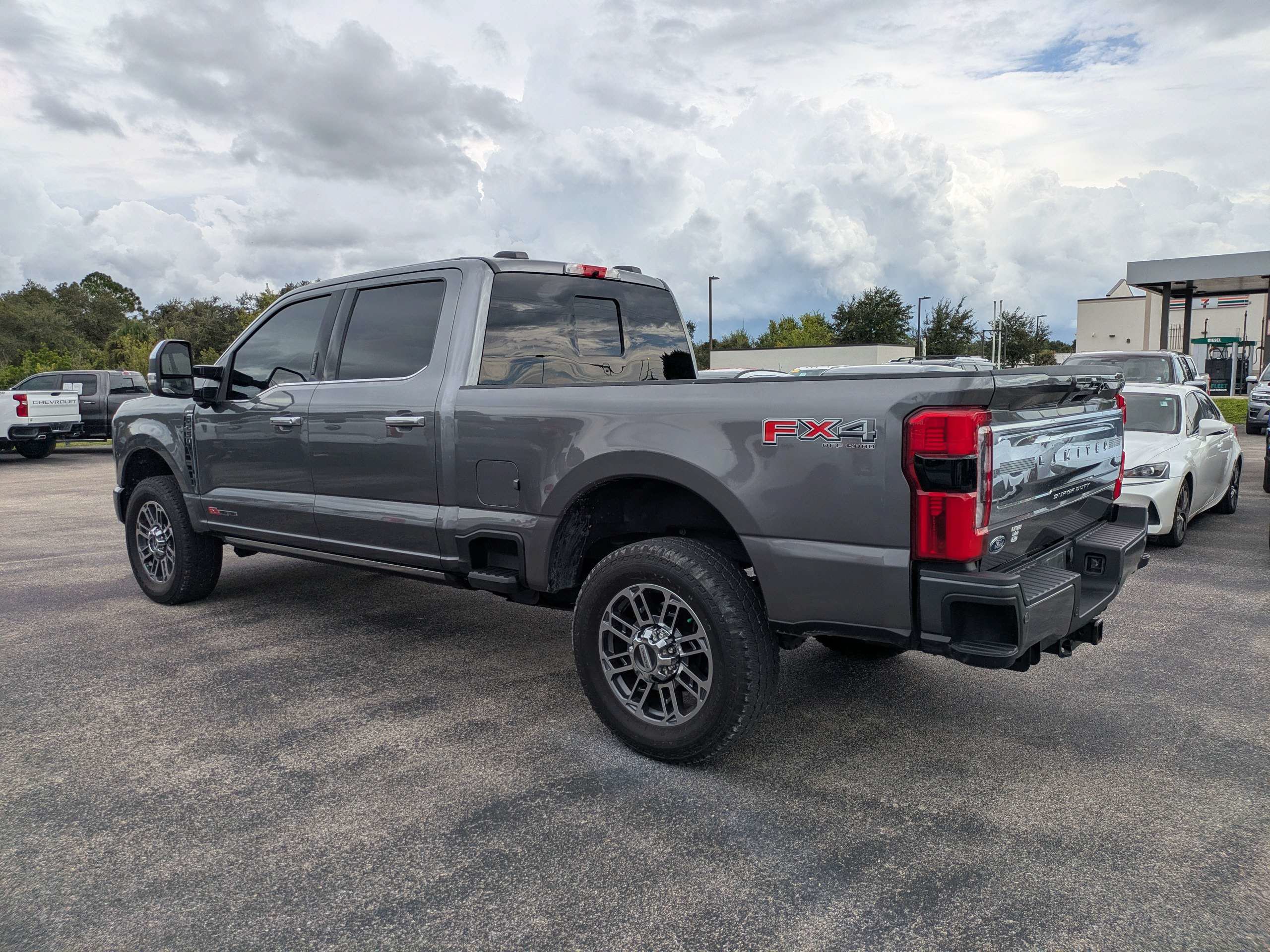 Certified 2024 Ford F250 Limited w/ FX4 Off-Road Package AWD/4WD image 6