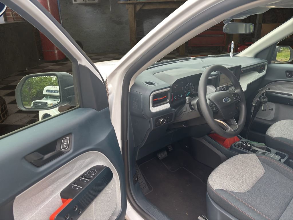 Certified 2023 Ford Maverick XLT FWD image 17