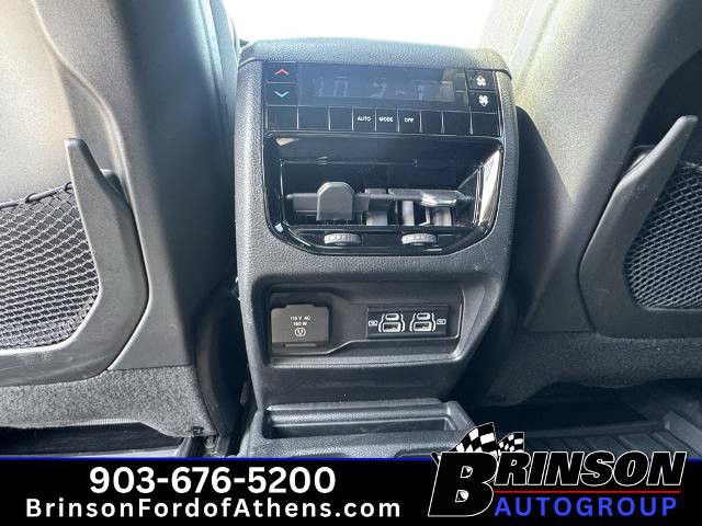 Used 2023 Jeep Grand Cherokee L Laredo AWD/4WD image 17
