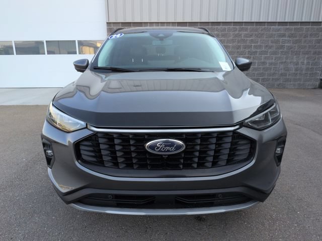 Certified 2024 Ford Escape Platinum AWD/4WD image 8