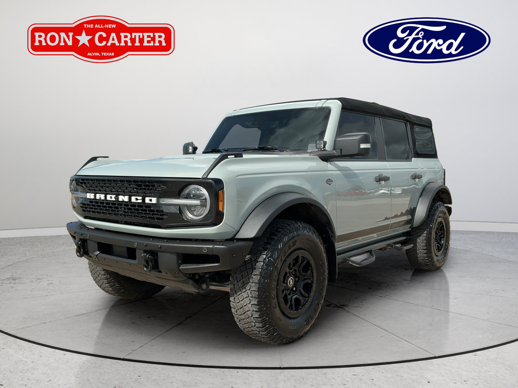 Certified 2023 Ford Bronco Wildtrak AWD/4WD image 3