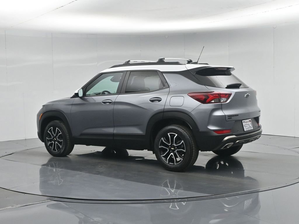 Used 2021 Chevrolet TrailBlazer ACTIV w/ Technology Package image 19