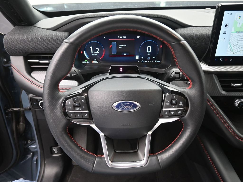 Certified 2025 Ford Explorer ST-Line image 14