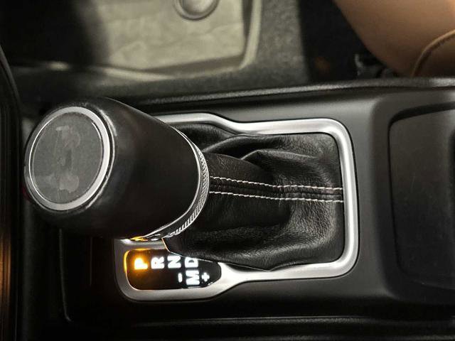 Used 2022 Jeep Wrangler Unlimited Sahara w/ Cold Weather Group image 15