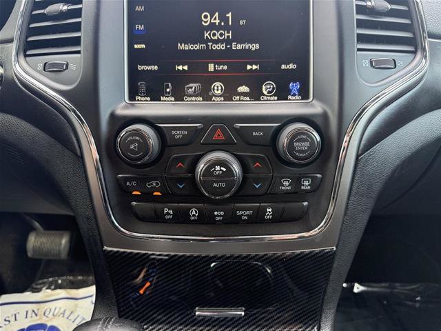 Used 2017 Jeep Grand Cherokee Altitude AWD/4WD image 21