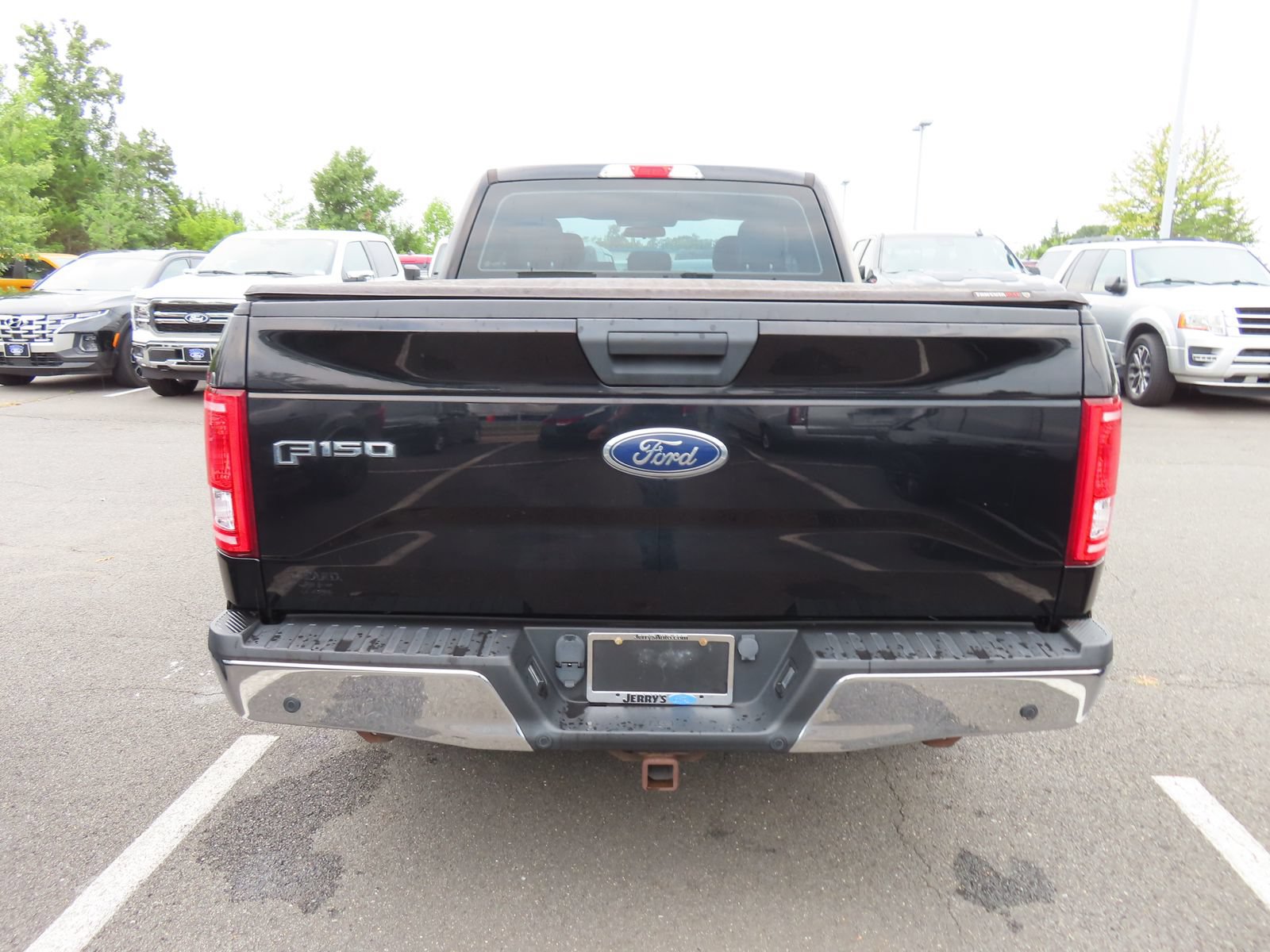 Certified 2017 Ford F150 XL w/ Equipment Group 101A Mid RWD image 6