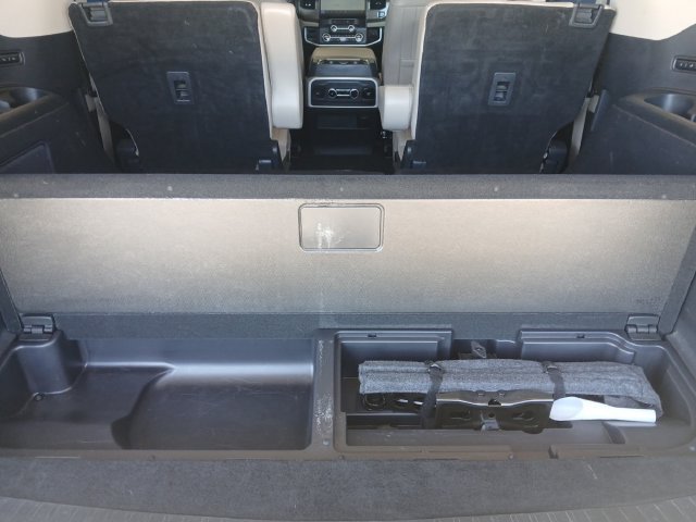 Certified 2024 Ford Expedition Limited RWD image 6