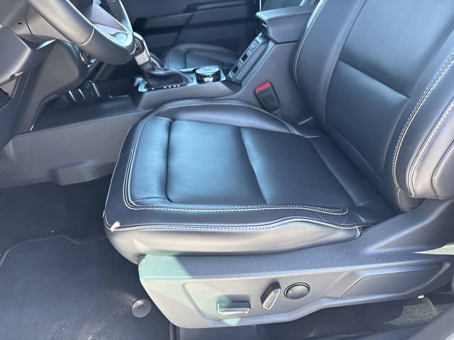 Certified 2025 Ford Bronco Badlands AWD/4WD image 17